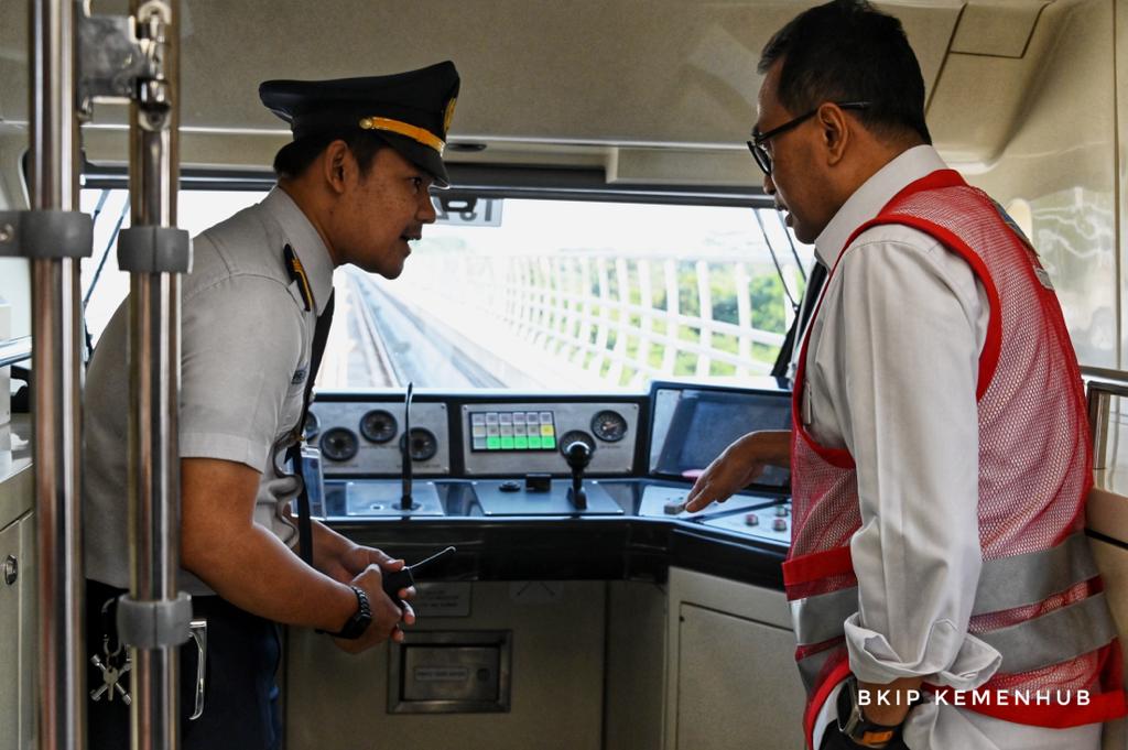 Jangan Lewatkan! LRT Beroperasi Besok Langsung Tarif Promo, Jauh - Dekat Rp 5 Ribu ke Semua Tujuan 