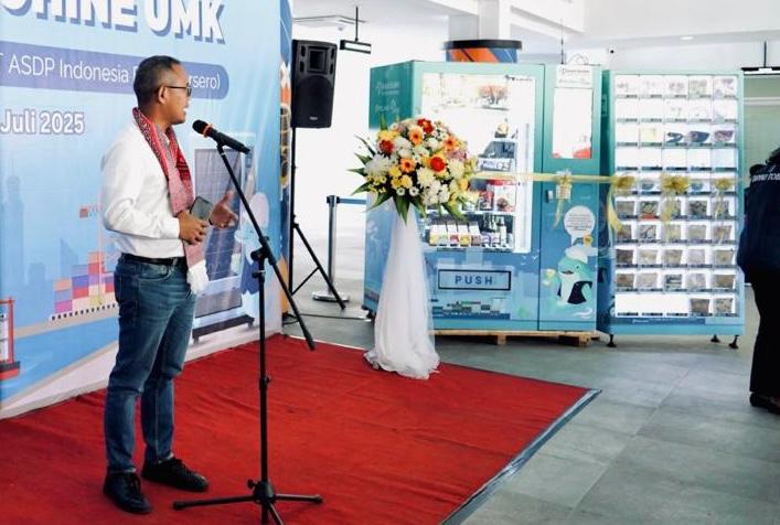 Pelindo Hadirkan Vending Machine UMK di Pelabuhan, Sinergi BUMN Dorong Ekonomi Rakyat Berbasisi Digital