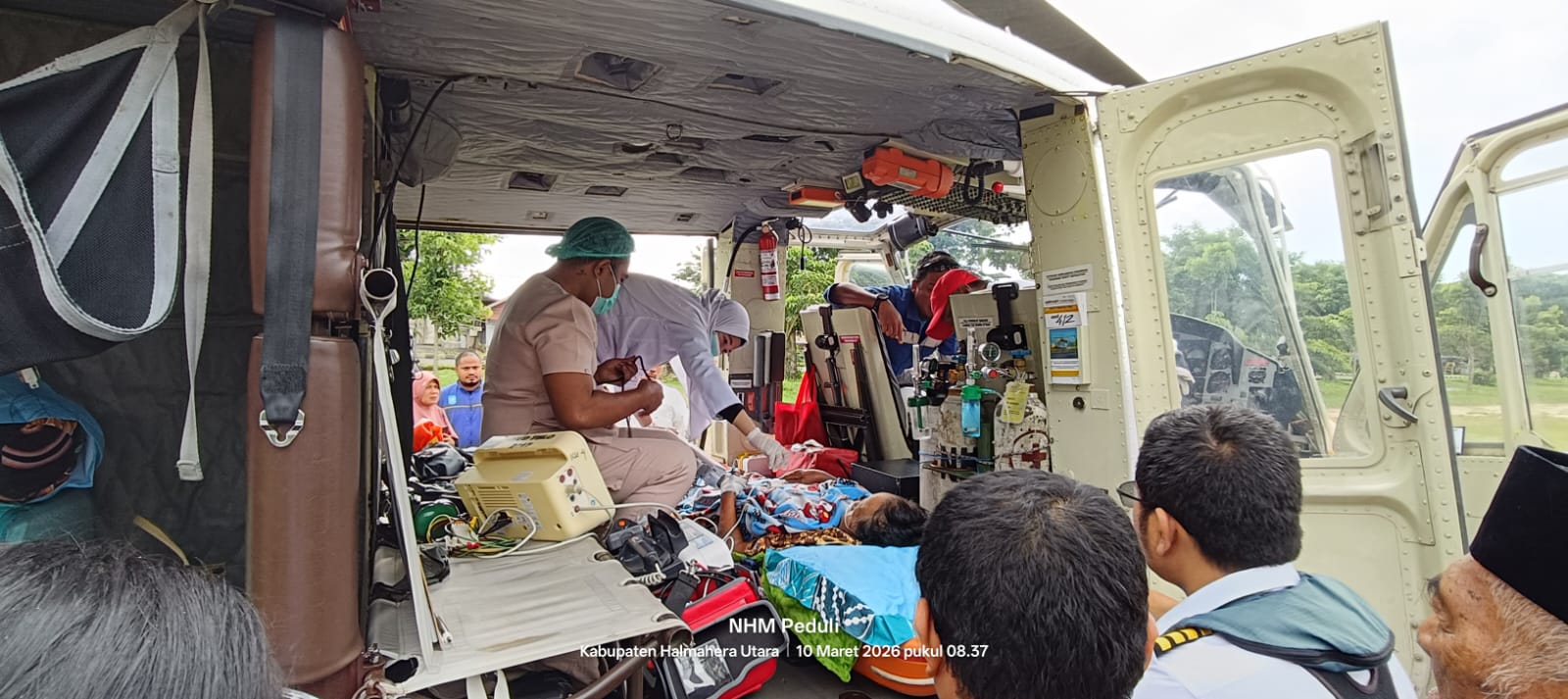 Lawan Keterbatasan Akses, NHM Peduli Evakuasi Pasien Kritis Tobelo Pakai Helikopter