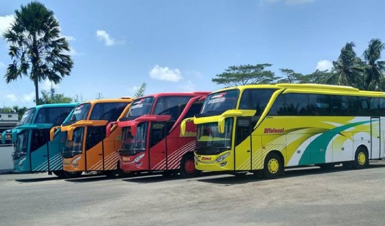 Lesunya Bus Pariwisata Akibat Larangan Studytour: Saatnya Cari Solusi Bijak