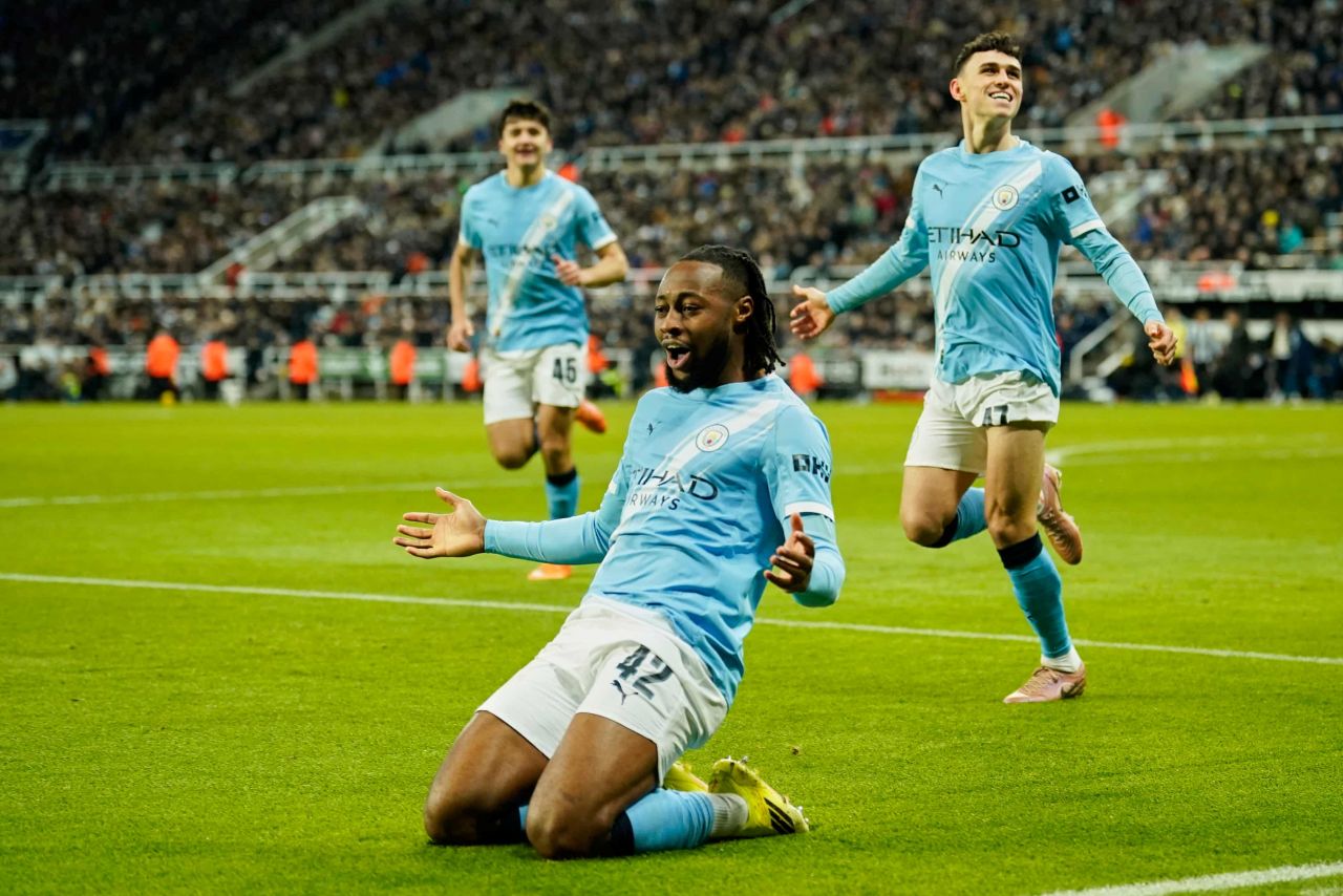 Newcastle vs Man City 0-2, Satu Kaki The Cityzens di Final Carabao Cup
