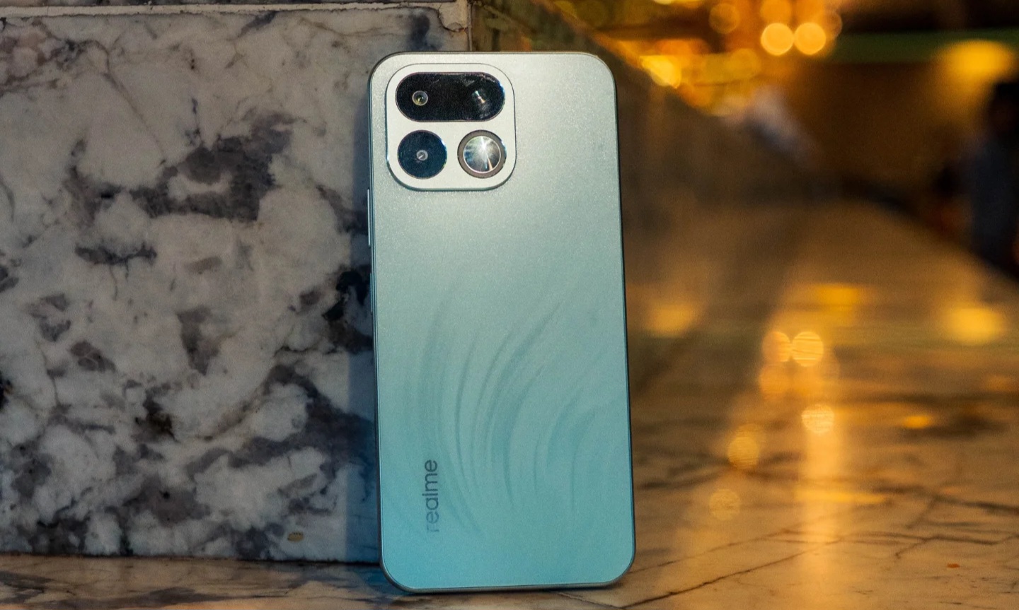 Realme 16T 5G Resmi Meluncur, Bawa Baterai 8.000mAh dan Layar 144Hz