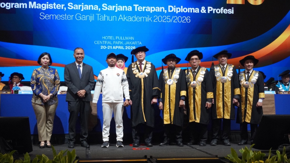 Universitas Esa Unggul Wisuda 1.343 Lulusan, Perkuat Posisi sebagai Perguruan Tinggi Bertaraf Global