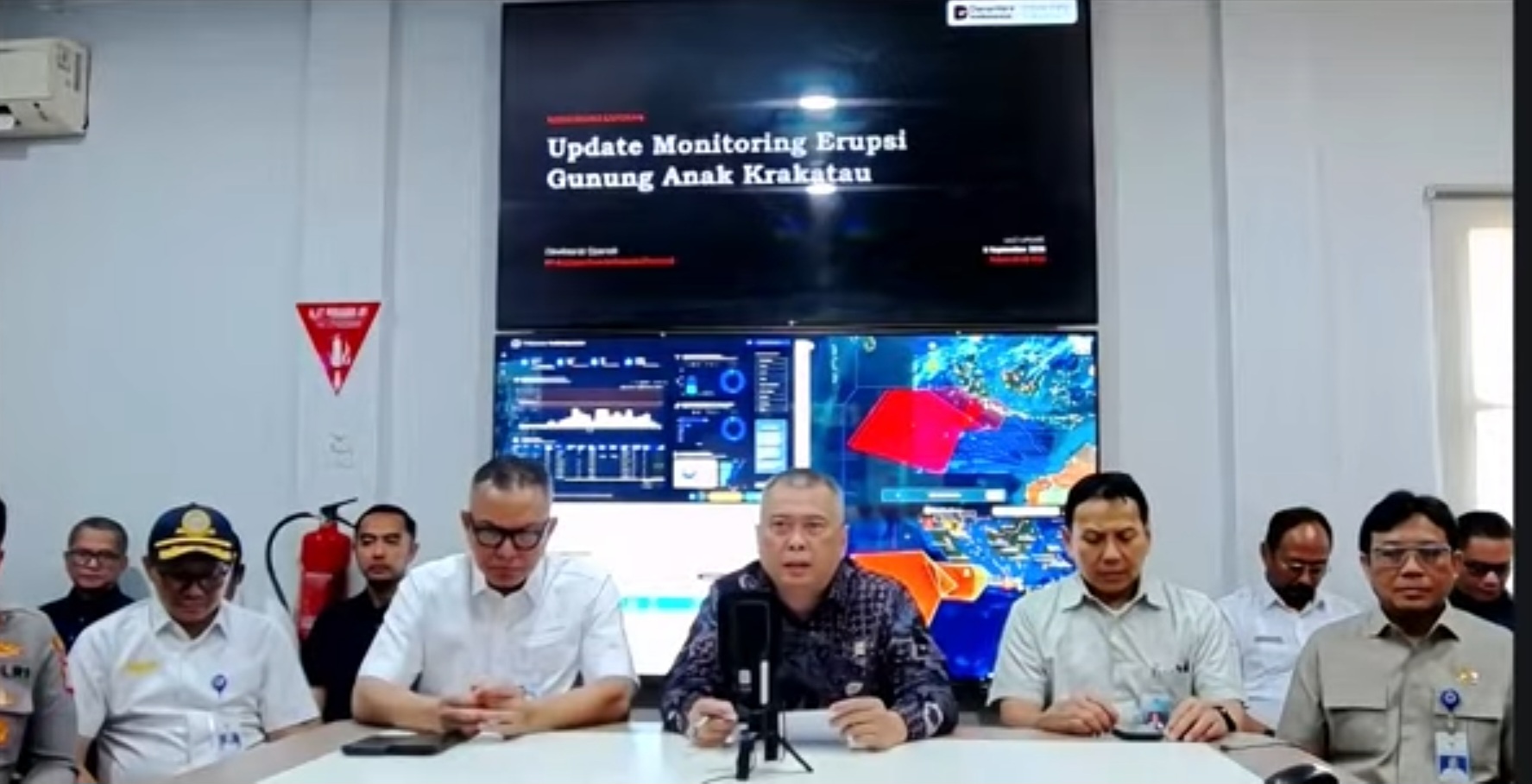 6 Bandara Ditutup 4 Jam akibat Abu Vulkanik Anak Krakatau, 3 Bandara Disiapkan Jadi Alternatif