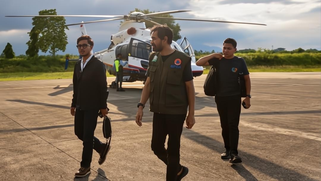 MUALEM Ingatkan Bupati Jangan Cengeng Hadapi Musibah Banjir Aceh: Gak Sanggup? Mundur!