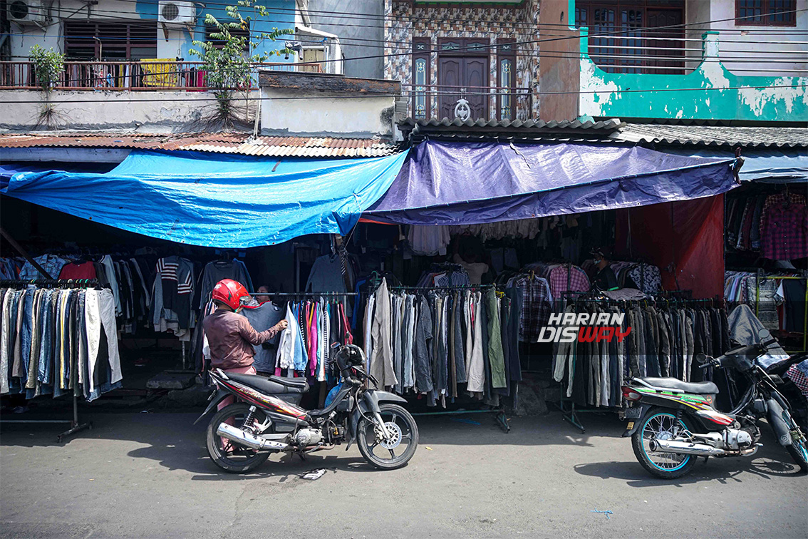 Toko Baju Bekas Impor Tiarap, Kini Thrifting lewat Jalur Online