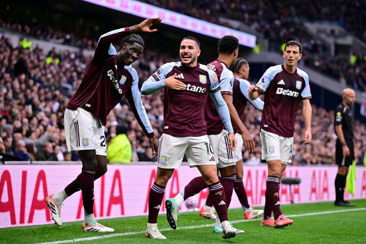 Tottenham vs Aston Villa 1-2, Emiliano Buendia Bungkam The Lilywhites di Kandang