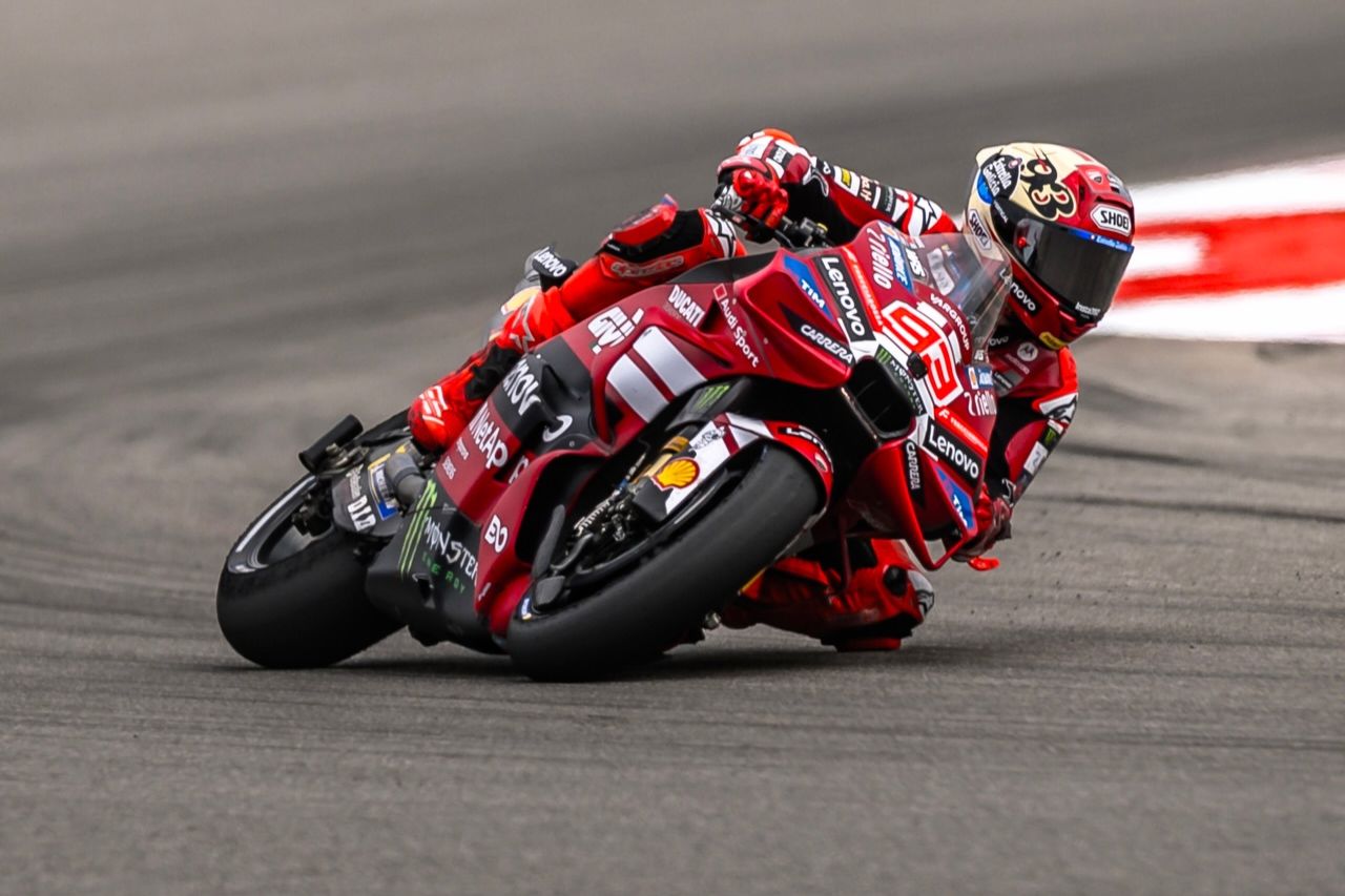 Motor Ducati 850cc untuk MotoGP 2027 Terungkap, Gigi Dall'Igna Terkesan