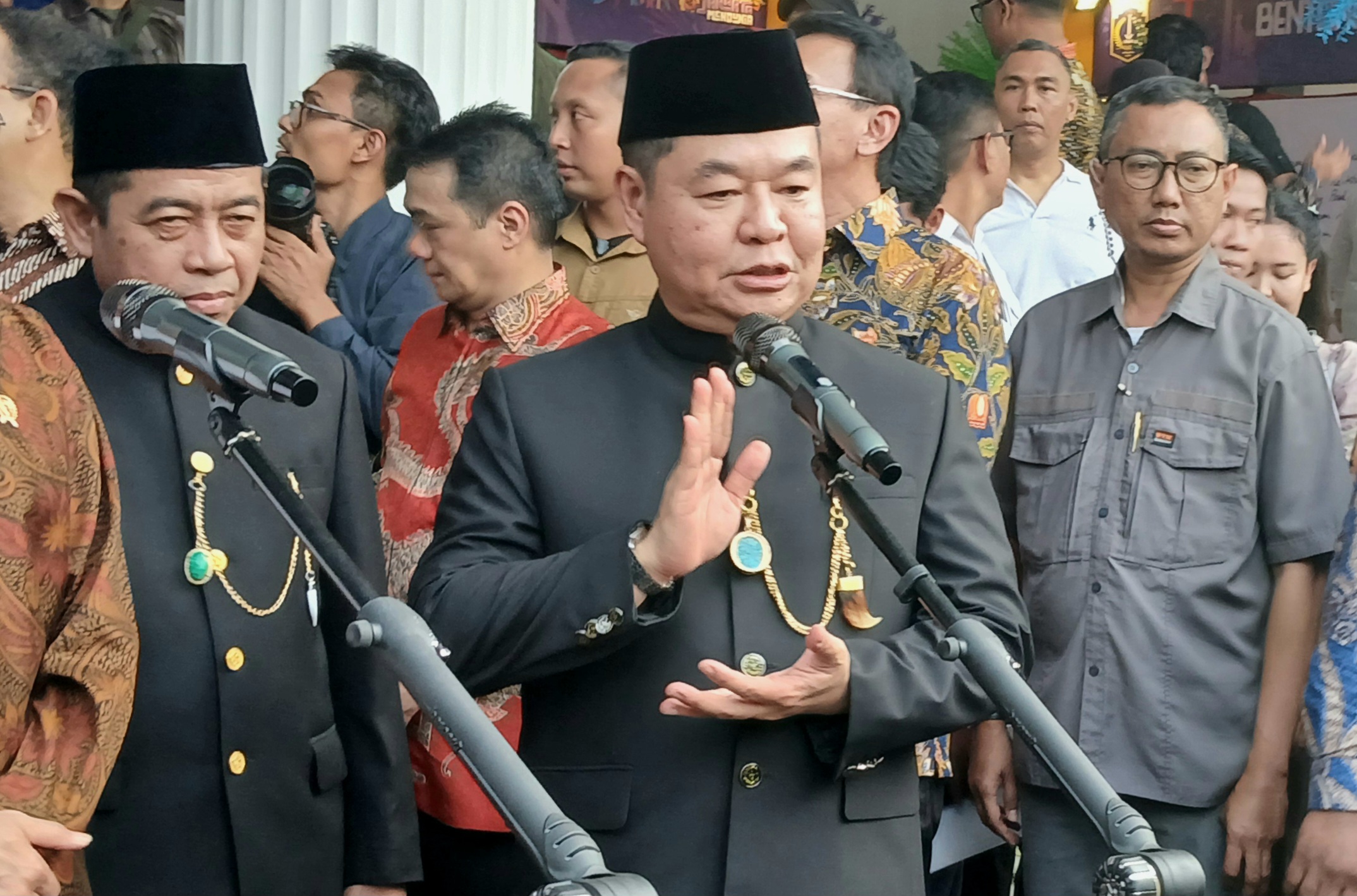 Seluruh Mantan Gubernur Diundang, Jokowi tak Hadir di Balai Kota Terungkap Alasannya