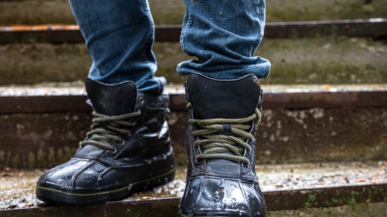 4 Short Boots untuk Mudik, Stylish dan Lindungi Kaki di Perjalanan