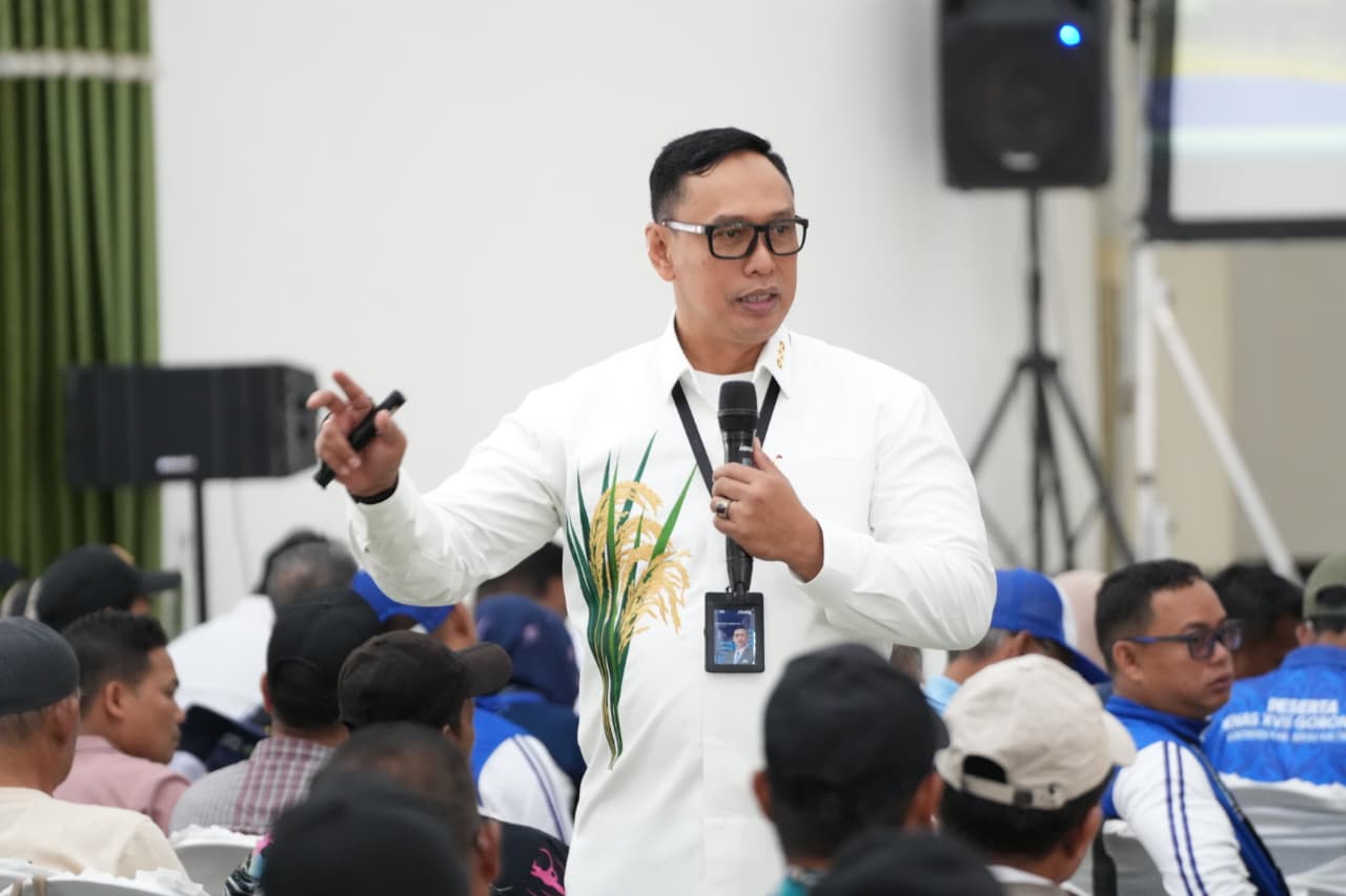 BULOG Perkuat Dukungan untuk Petani dan Nelayan, Dirut Tegaskan Komitmen Swasembada Pangan 