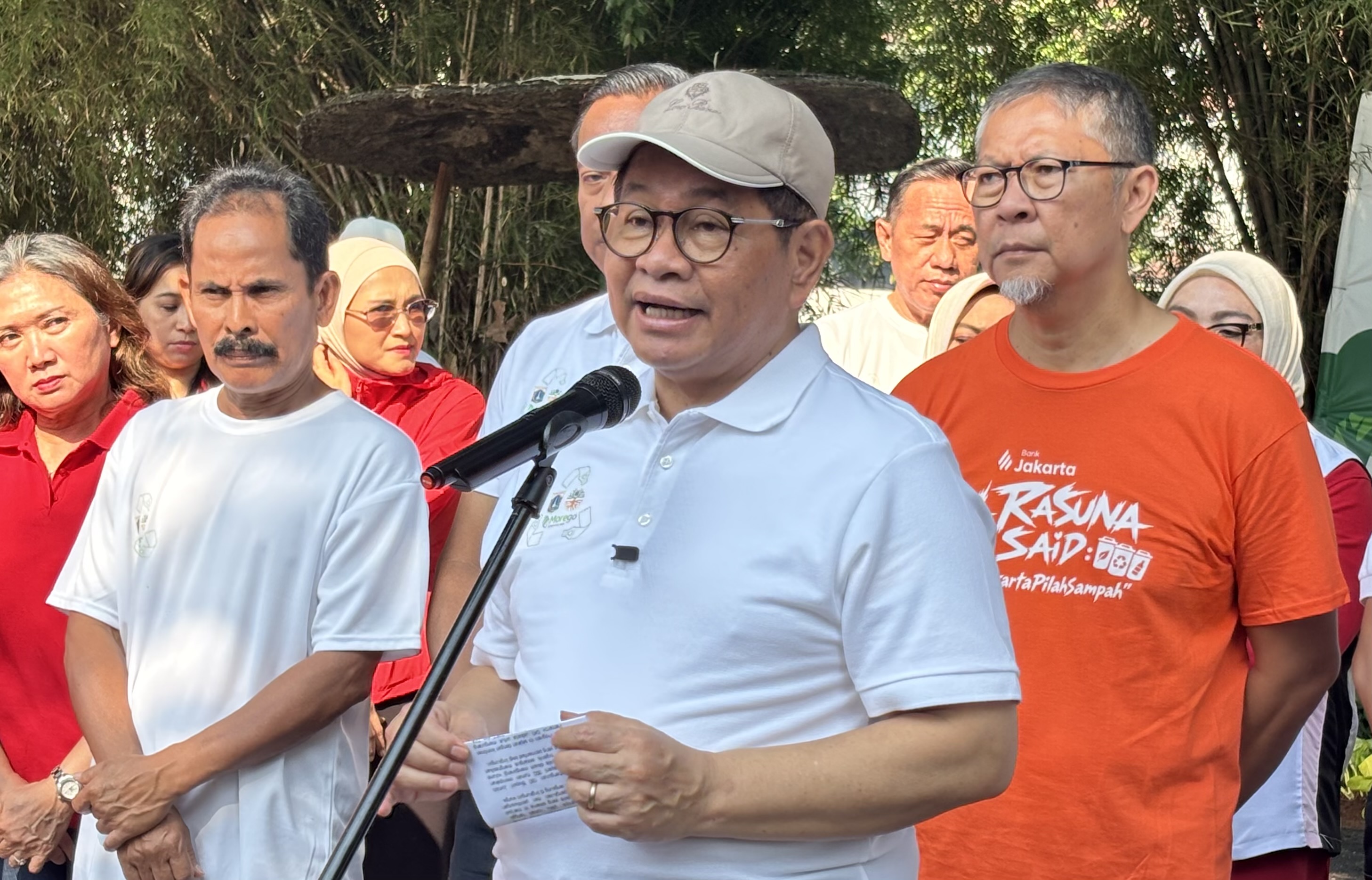 Pramono: Pulau Sampah di Muara Angke Dibersihkan dalam Waktu 3 Hari