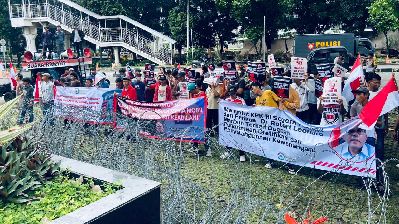 Lagi, KPK Digeruduk Massa Menuntut Selidiki Dugaan Gratifikasi Oknum Staf Ahli di Kemenkeu