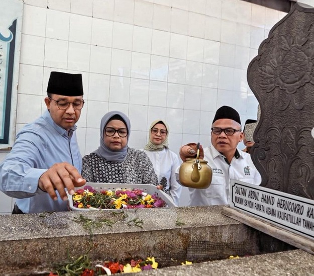 Prabowo Usul Pindahkan Makam Pangeran Diponegoro dari Makassar, Ini Tanggapan Anies Baswedan