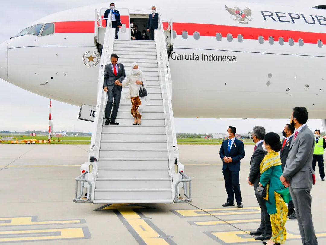 Pesawat GIA-1 Boeing 777 Jokowi Berputar 360 Derajat di Turki, Pengamat Hingga Istana Angkat Bicara, Kenapa?