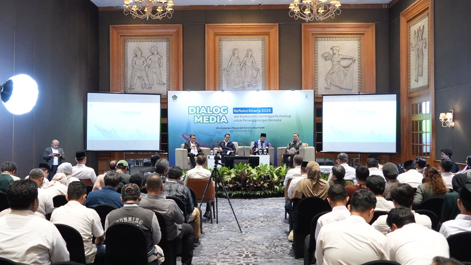 Refleksi Kinerja 2025, Menag: Agama Harus Bangkitkan Semangat Bangun Bangsa