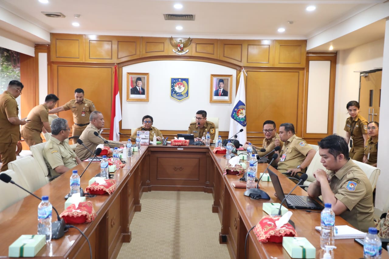 Wamendagri Minta Pemda di Papua Segera Selesaikan Syarat Administrasi Penyaluran Dana Otsus dan DTI