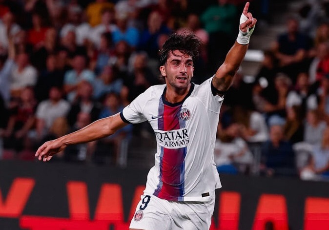 Rennes vs PSG 2-2: Brace Ferran Torres Selamatkan Les Parisiens