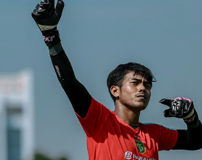 Target Andhika Ramadhani Saat Persebaya Lawan Dewa United, Menang dan Clean Sheet Lagi! 