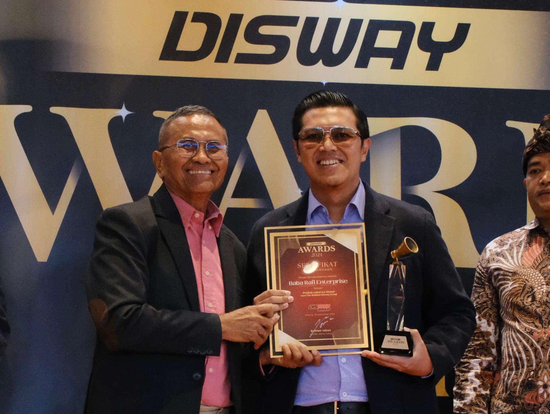 Disway Awards 2024 Nobatkan Baba Rafi Enterprise sebagai Produk Lokal Go Global, Penghargaan Diserahkan Langsung oleh Dahlan Iskan