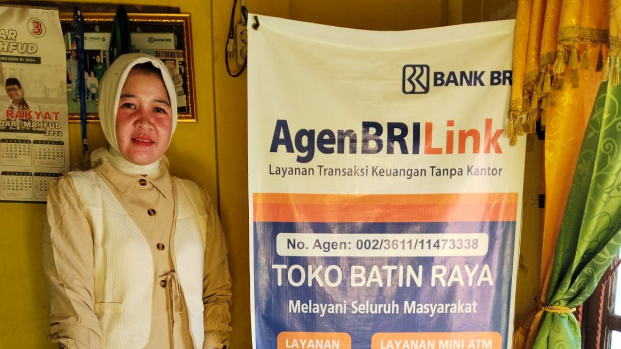 BRILink Batin Raya Layani Penarikan Bantuan PKH, Permudah Transaksi di Pelosok Desa Sumatera Selatan