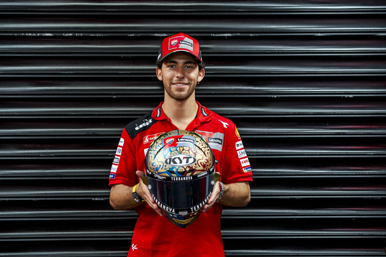 MotoGP Mandalika 2023: Enea Bastianini Bakal Lempar Helm Special Edition ke Tribun Penonton Hari Ini!