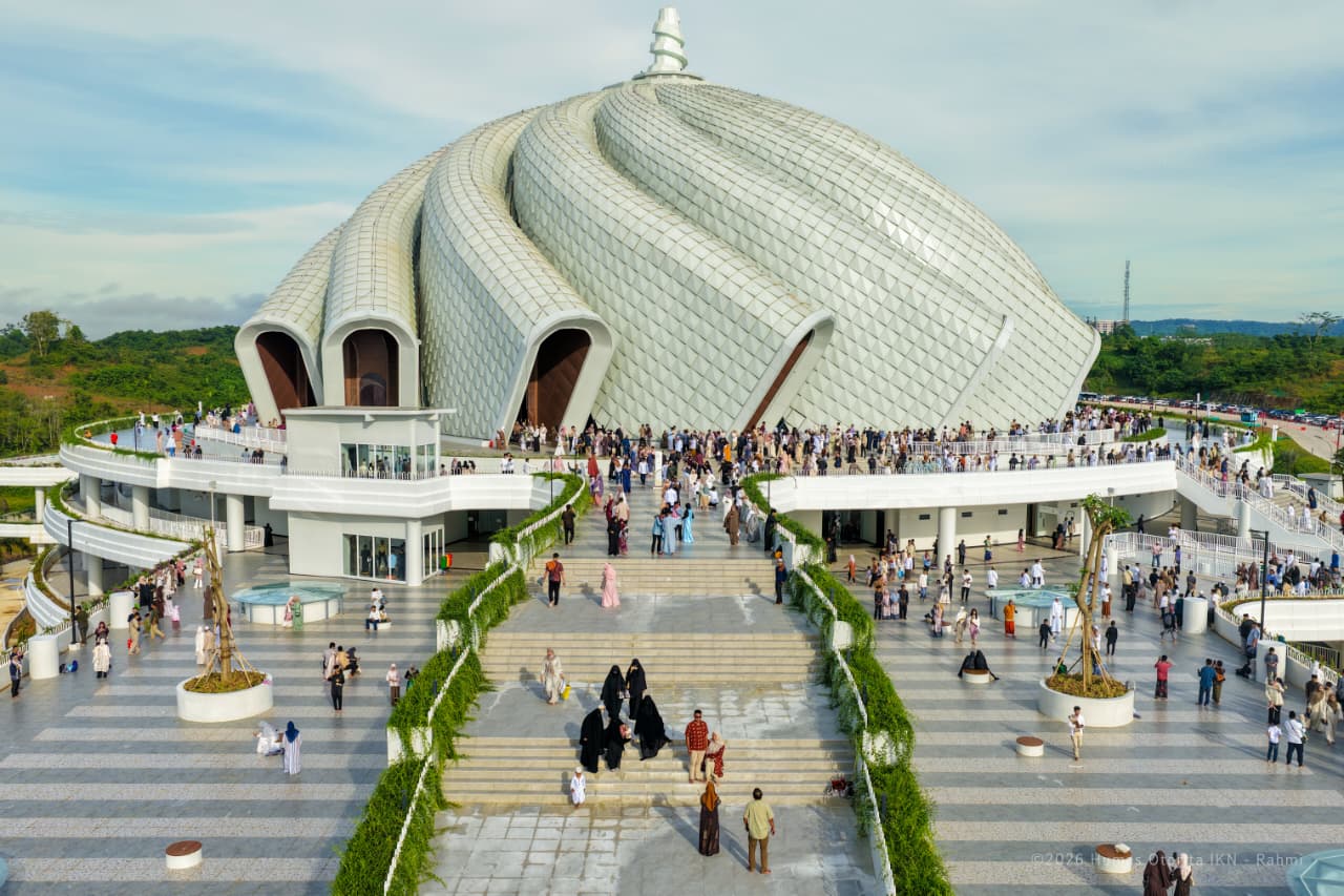 Sejarah! Begini Potret Salat Idulfitri Perdana di Masjid Negara IKN 