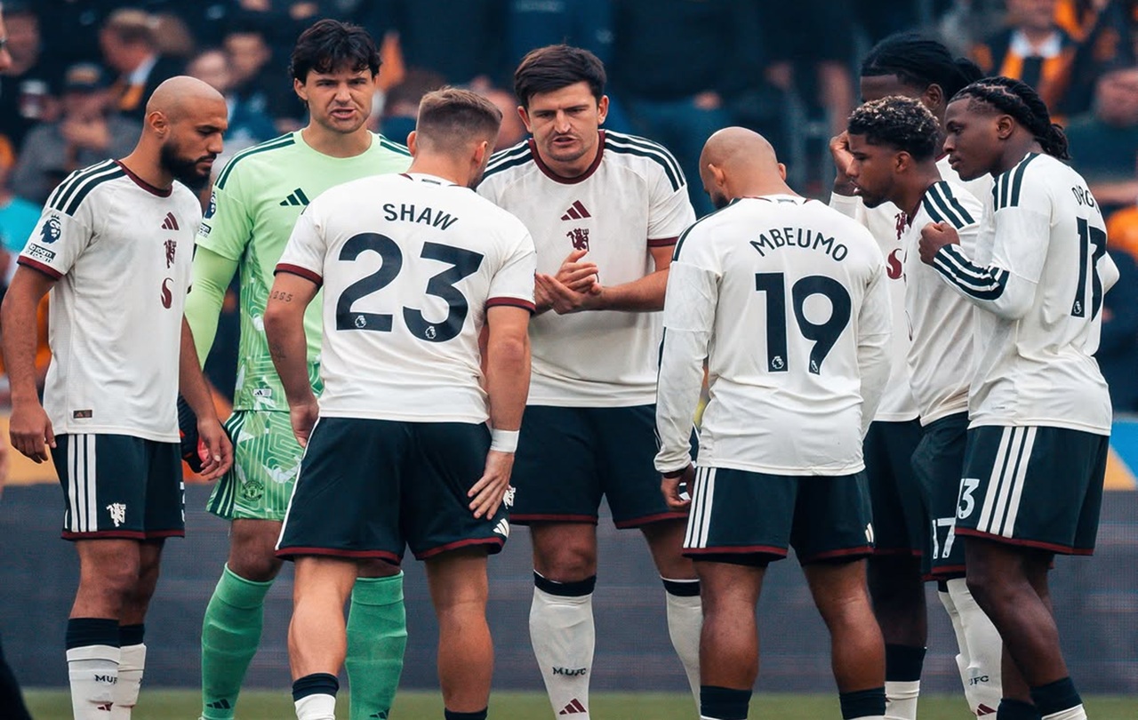 Michael Carrick Punya Masalah Besar, Manchester United Tak Berdaya Hadapi Low Block Hull City