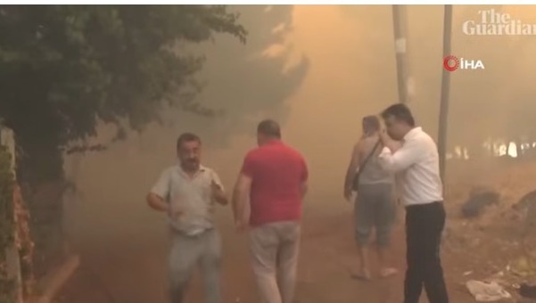 Seperti Kiamat! Kebakaran Hutan Turki Meluas, Ribuan Pemadam Dikerahkan