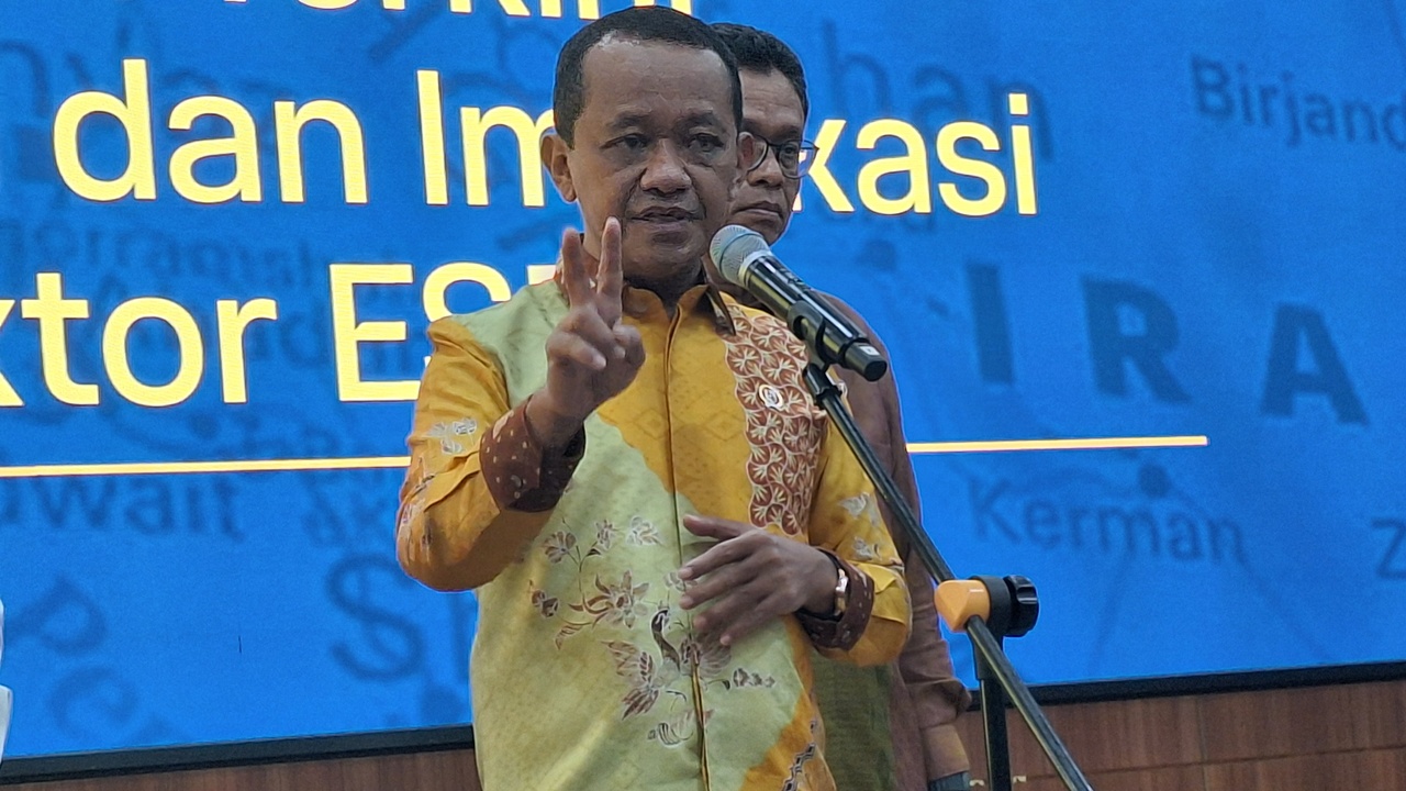 Ketegangan Timur Tengah Bayangi Ramadan, Bahlil Pastikan Stok BBM di Atas Batas Aman