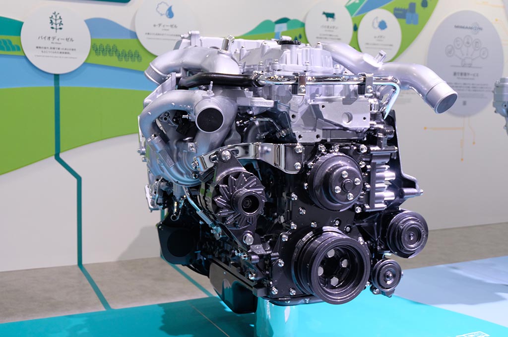 Japan Mobility Show 2025: Isuzu Siap Hadapi Transisi Energi dengan Teknologi Mesin Multi Bahan Bakar