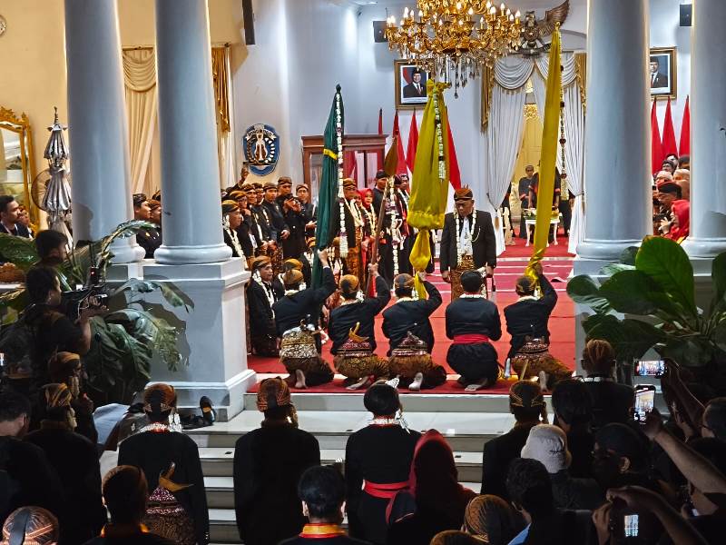 Bedhol Pusaka 2025: Prosesi Sakral Ponorogo Mengenang Sejarah dengan Arak Pusaka