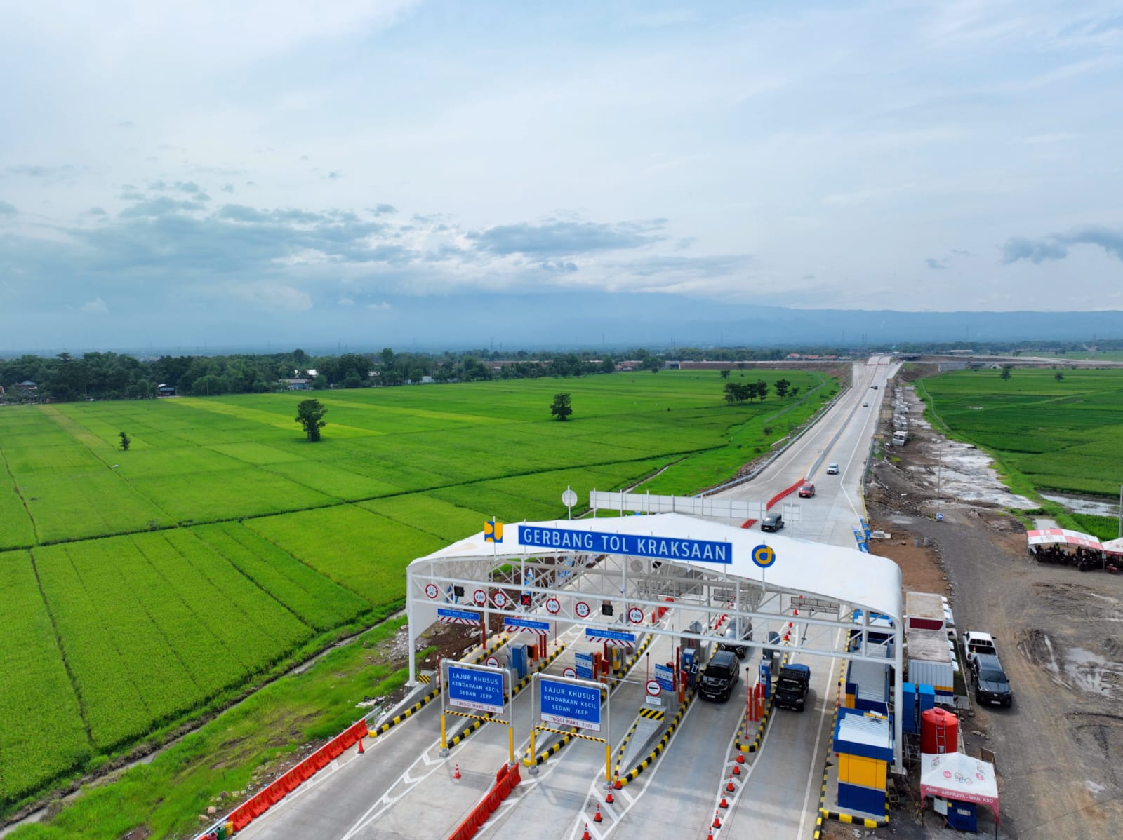 Antusiasme Tinggi, Jalur Fungsional Tol Dilewati Ribuan Kendaraan ...