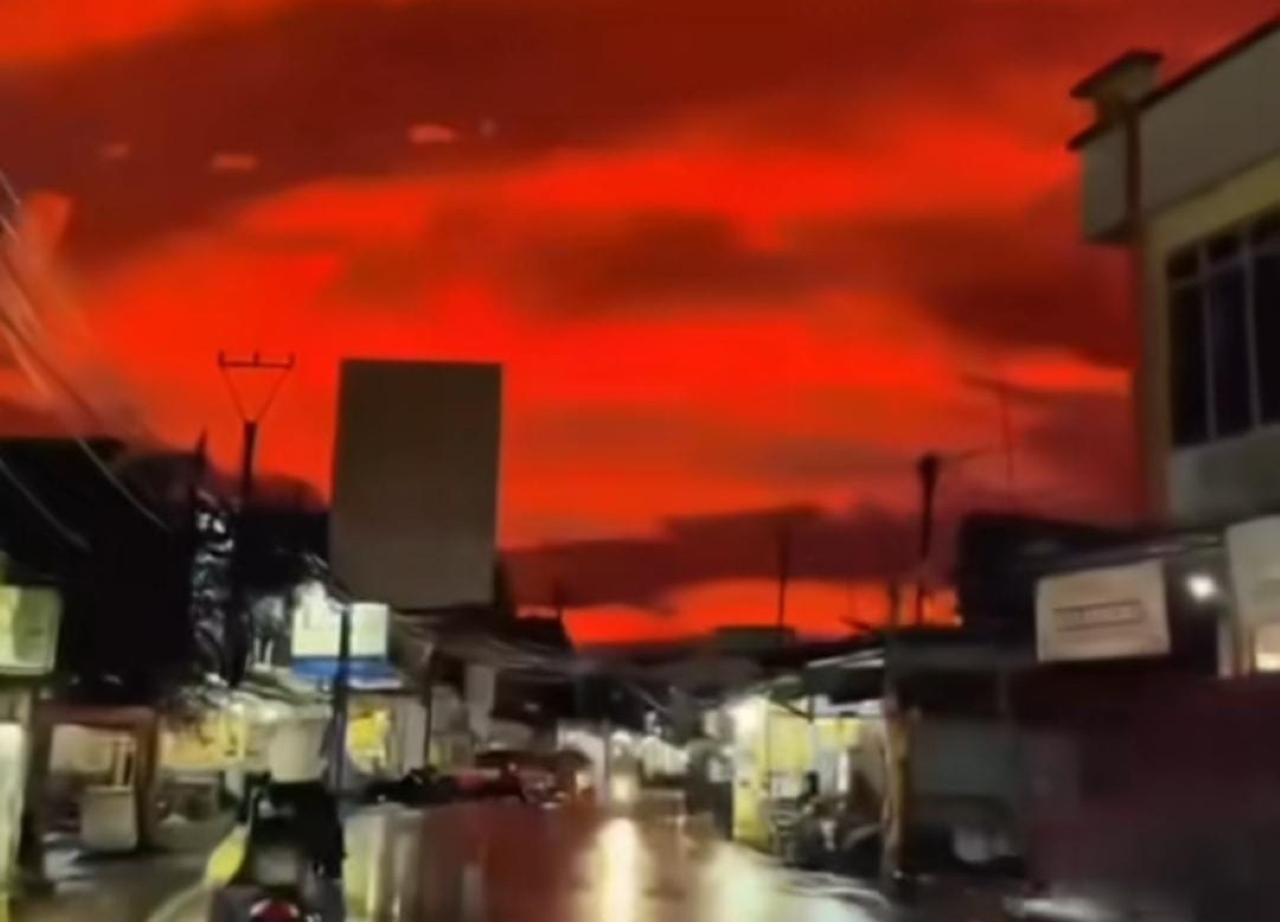 Langit Merah Darah di Pandeglang Bukan Pertanda Bencana, Ini Penjelasan Lengkap BMKG