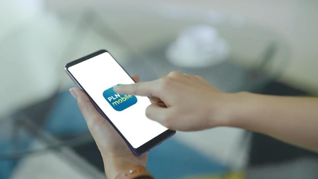 PLN Mobile Raih Penghargaan Marketeers Omni Brands of the Year 2022