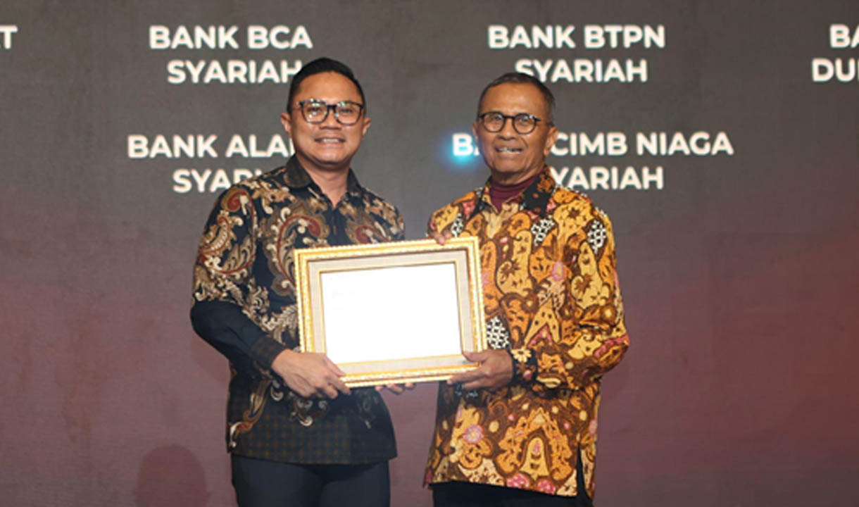 BCA Syariah Raih Penghargaan Disway Award, Tegaskan Komitmen Jadi Andalan Masyarakat