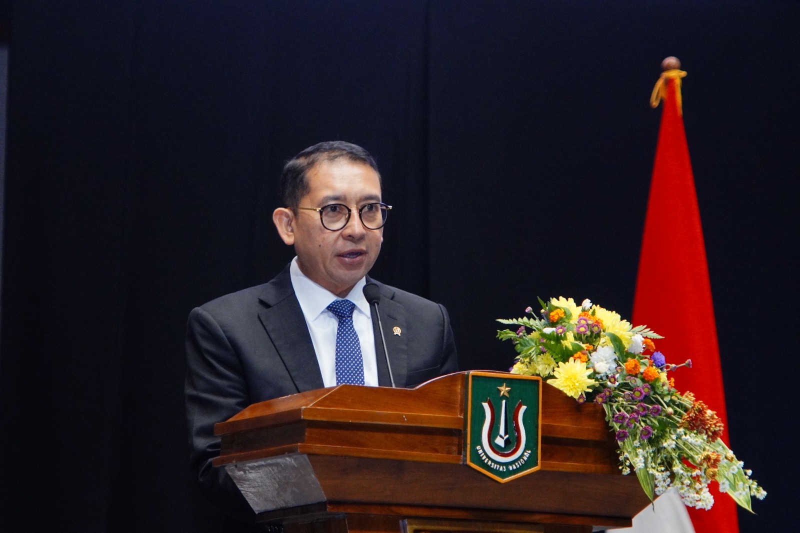 UNAS Kukuhkan 864 Wisudawan, Siap Wujudkan Transformasi Digital dan Budaya