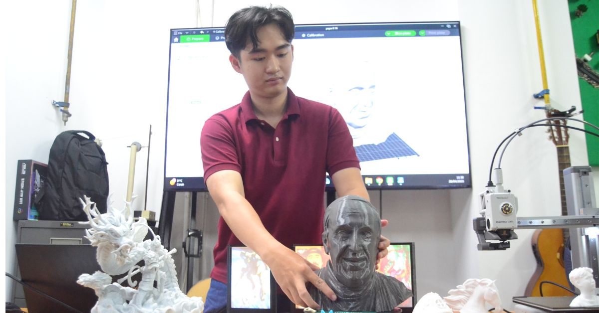 Angelo Franklyn Wijaya, Alumni Ubaya Sukses Jalankan Bisnis Action Figure