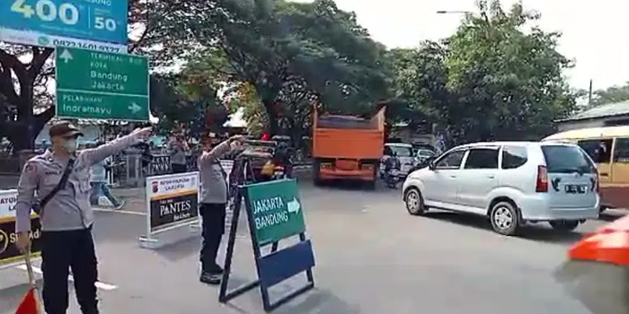 Info Mudik: Polisi Hentikan One Way Jalan Tol, Ganti Contraflow