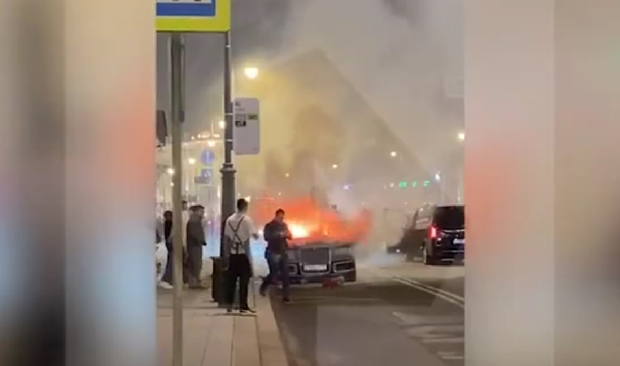 Limosin Putin Meledak di Moskow, Zelenskyi Sempat Ramalkan Kematian Presiden Rusia