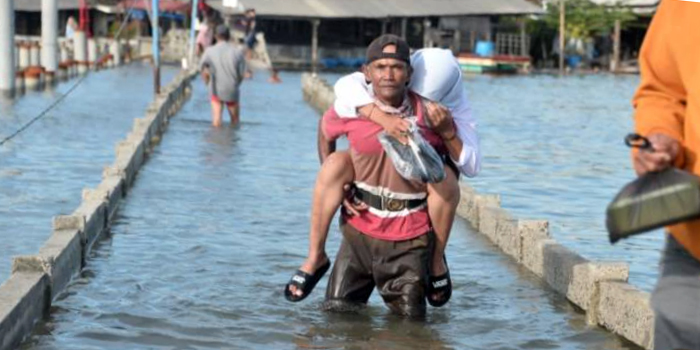 Pulau Pasaran 3 Hari Dilanda Banjir Rob, Aktifitas Warga Berhenti Total