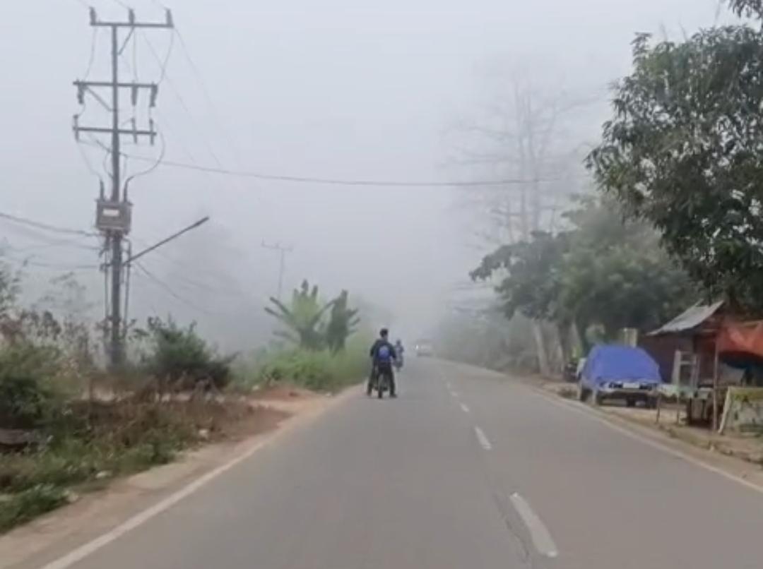 Mirisnya Cerita Warga Samarinda, Tiap Pagi Mengira Mendung, Ternyata Masih Diselimuti Kabut Asap Karhutla