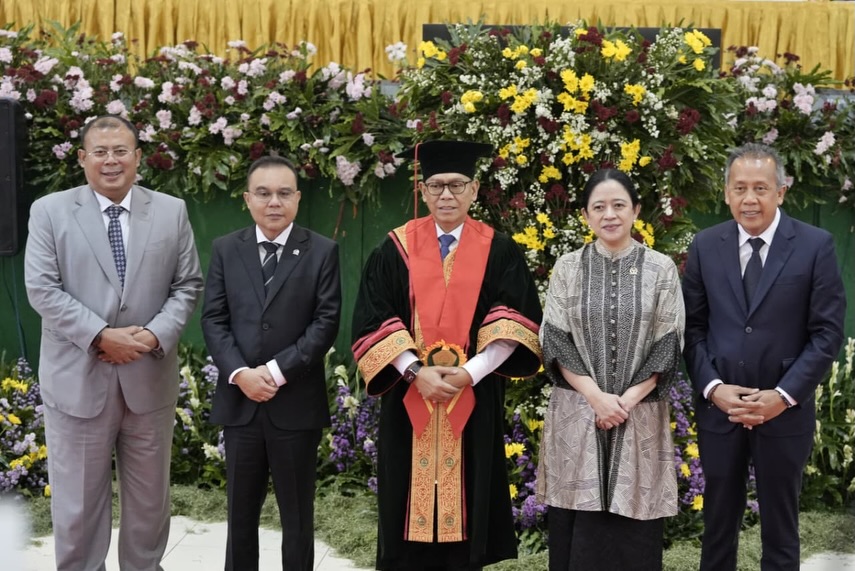 Adies Kadir Dikukuhkan Profesor Kehormatan Unissula