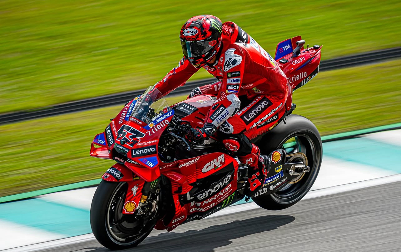 Bagnaia Rebut Pole Position di MotoGP Malaysia 2025, Quartararo dan Marquez Tempel Ketat 'Pecco'