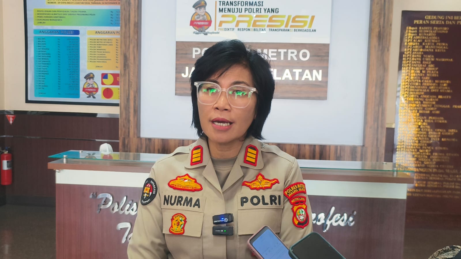 Update Kasus Anak Tusuk Ayah dan Nenek, Polisi Lacak Kejanggalan di HP Pelaku