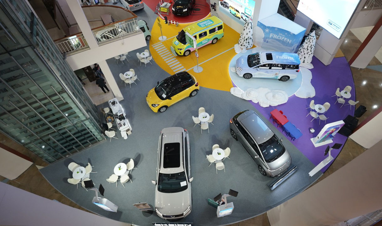 'Amayzing Deals' Wuling Bernuansa Unik di Mall Kelapa Gading, Bunga 0 Persen Hingga Extensive Free Maintenance
