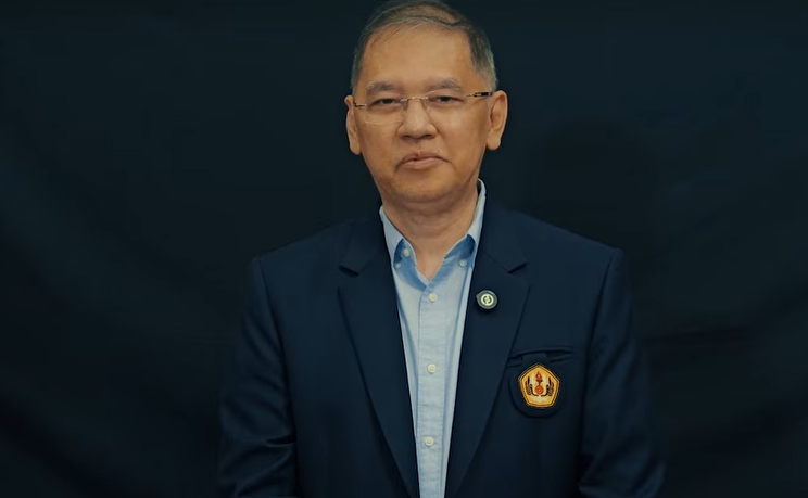 Minta Mahasiswi Kirim Foto Pakai Baju Renang, Guru Besar Unpad Dinonaktifkan