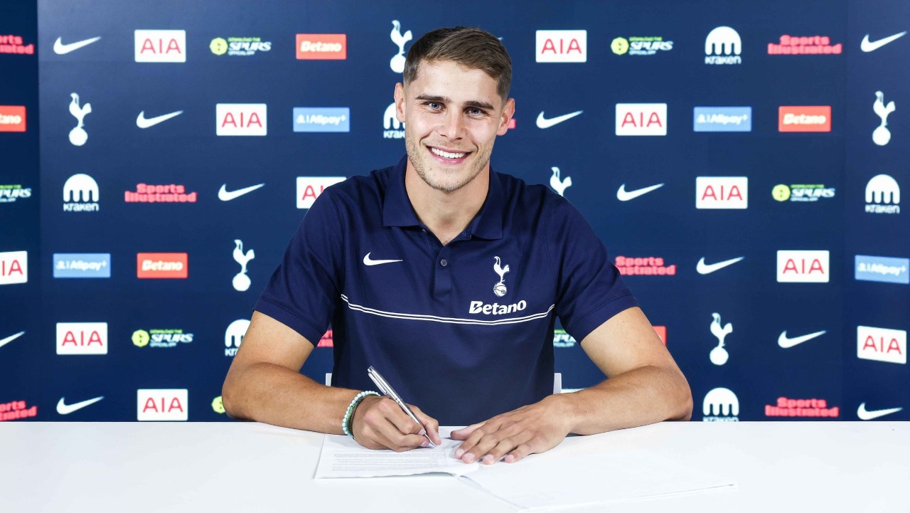 Micky Van De Ven Perpanjang Kontrak di Tottenham, Komitmen hingga 2031