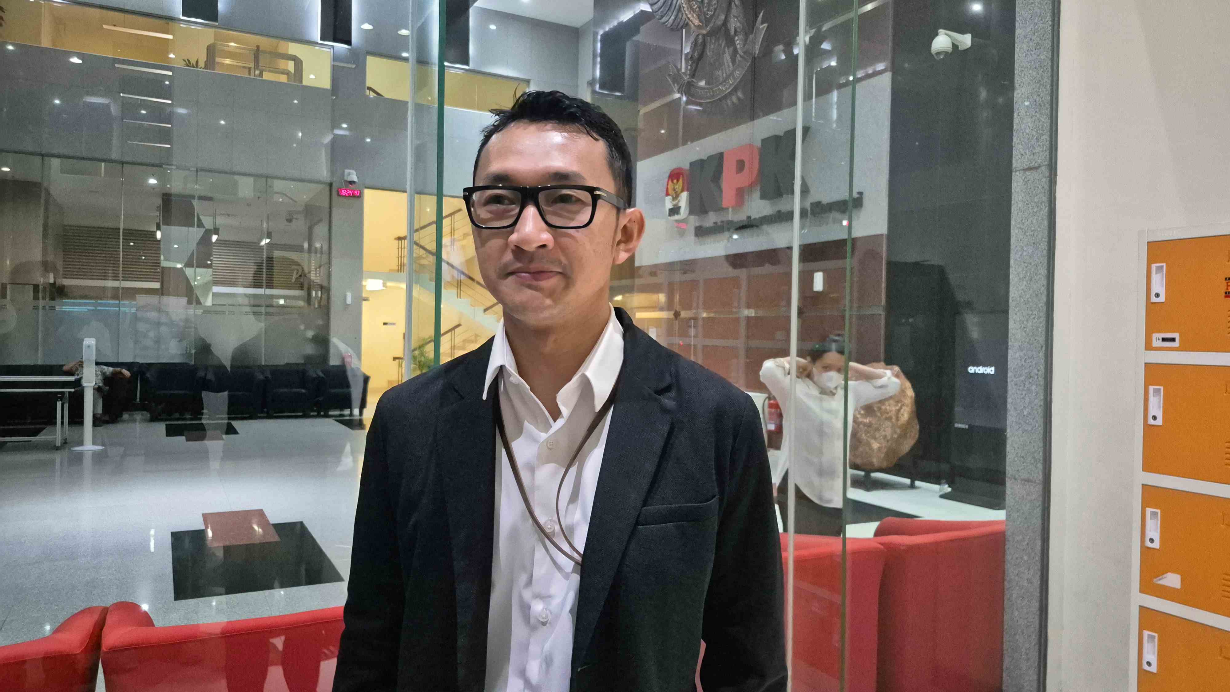 KPK Sita Rp100,7 Miliar dari Dirut PT Loco Montrade, Terkait Dugaan TPK Anoda Logam Antam