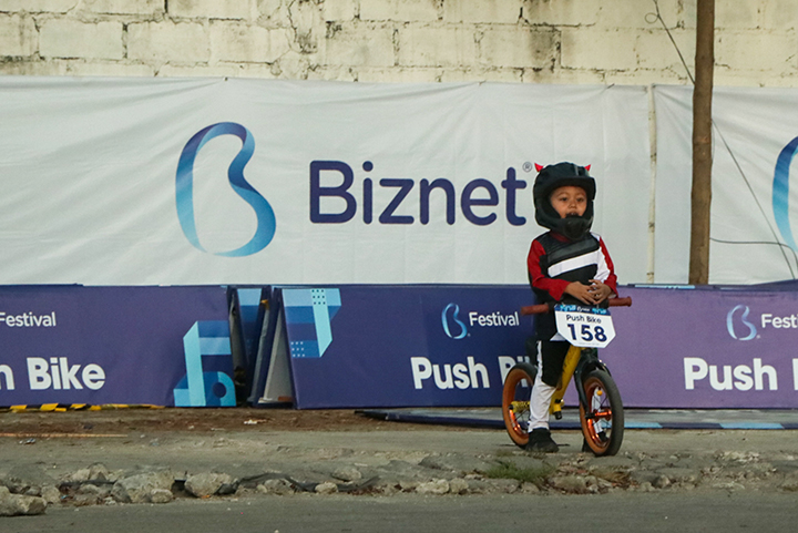 Keseruan Kompetisi Push Bike di Biznet Festival